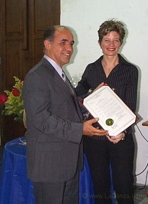 Entrega de la proclama de la Semana de la Danza de 2004